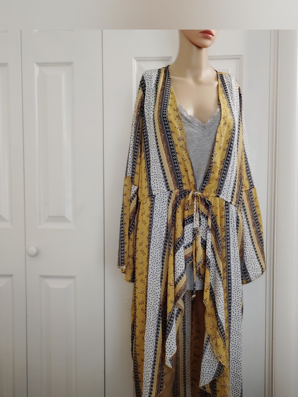 Almost Famous Yellow Striped Boho Duster Kimono Cardigan Cover Up Size 1X.